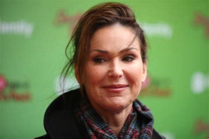 Peri Gilpin Net Worth | Celebrity Net Worth