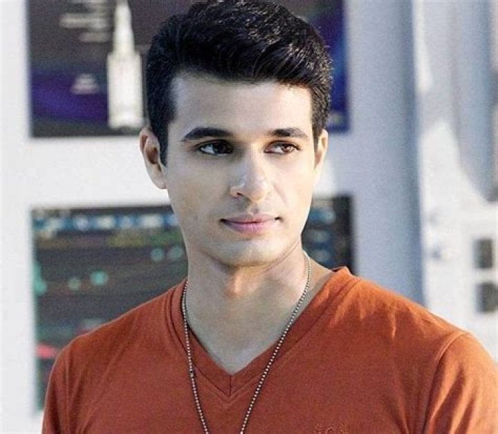 Puneett Chouksey Height, Weight, Age, Body Statistics