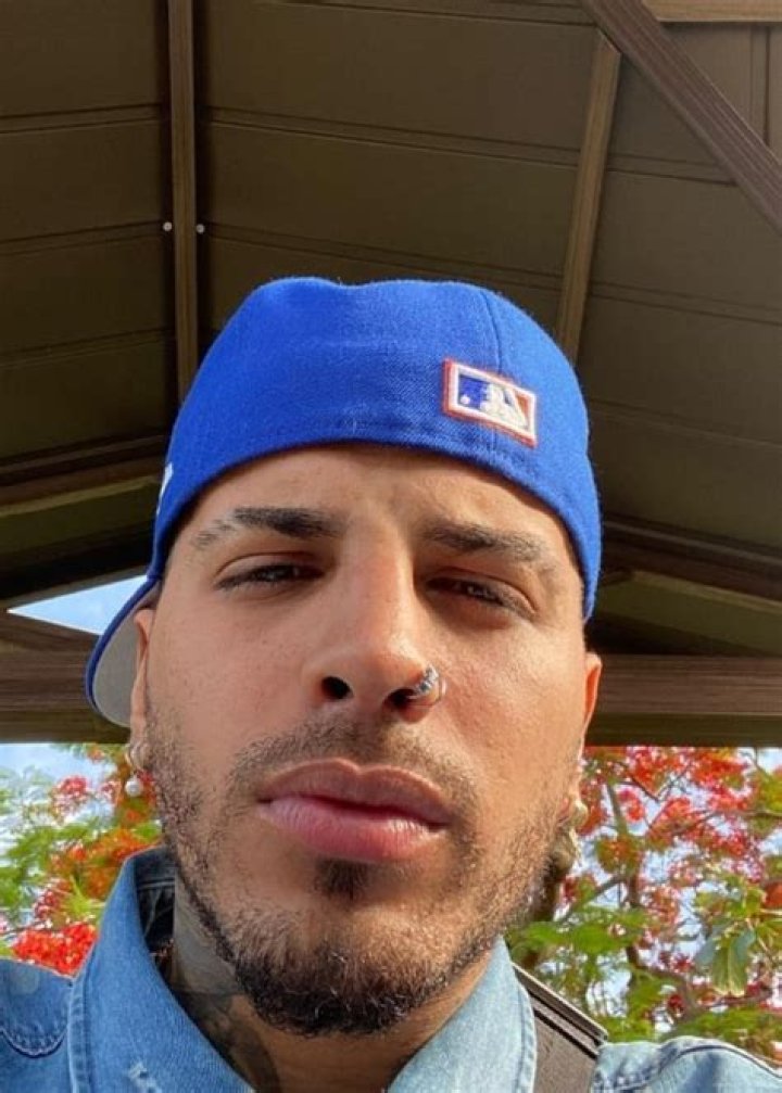 Rauw Alejandro Height, Weight, Family, Girlfriend, Education, Biography