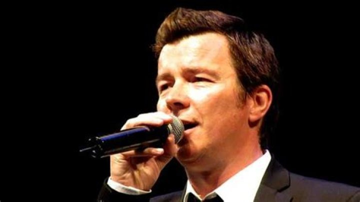 Rick Astley Height, Weight, Age, Spouse, Children, Biography