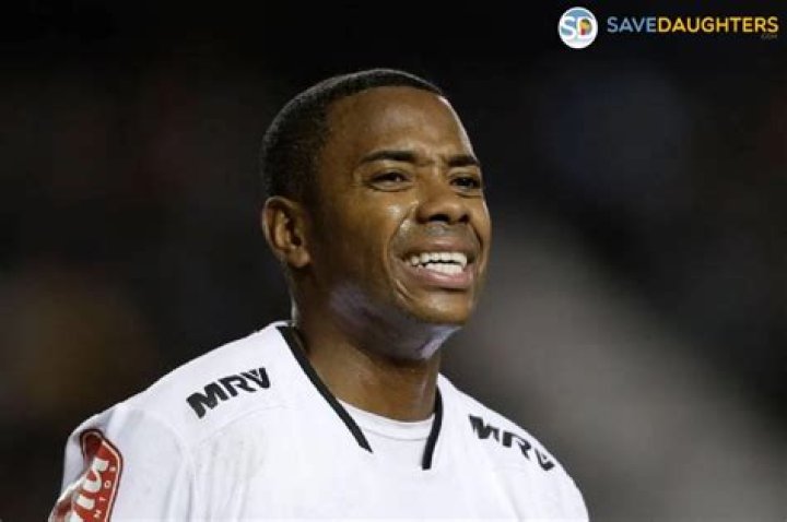 Robinho - Bio, Age, net worth, height, Wiki, Facts and Family
