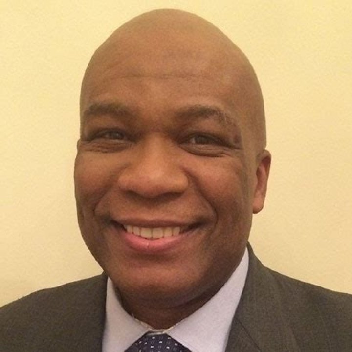 Ron Burke, News, Sportscaster, Net worth, Salary, Career, Personal life, Family, facts