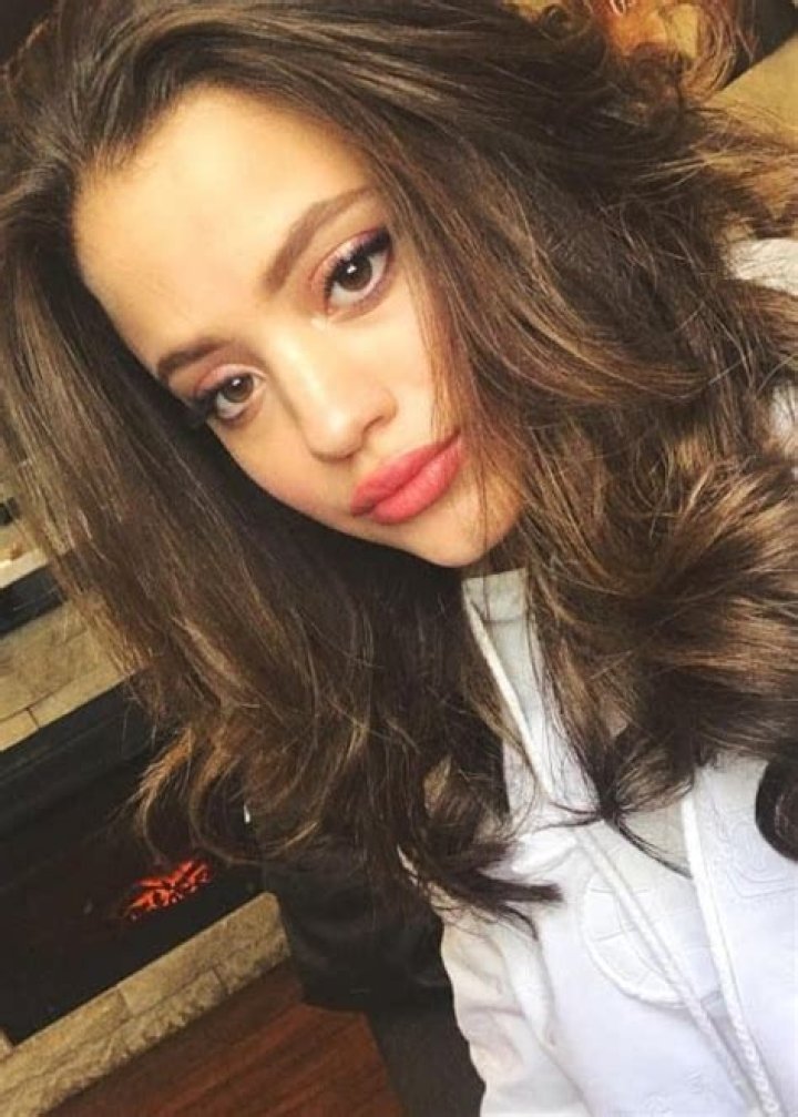 Sarah Jeffery Height, Weight, Age, Boyfriend, Family, Facts, Biography
