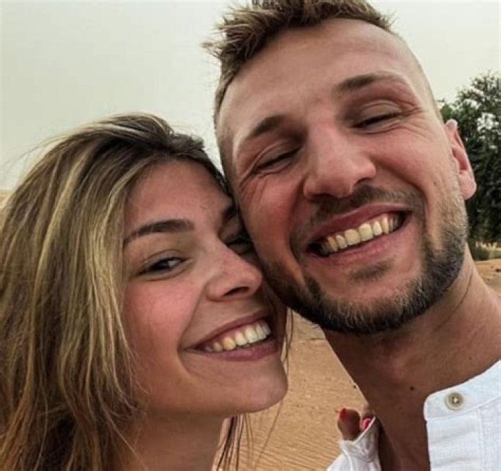 Siebe Van der Heyden Age, Parents, Nationality, Wiki, Career, Stats, Transfermrkt, Salary, Net Worth, Girlfriend, and Instagram