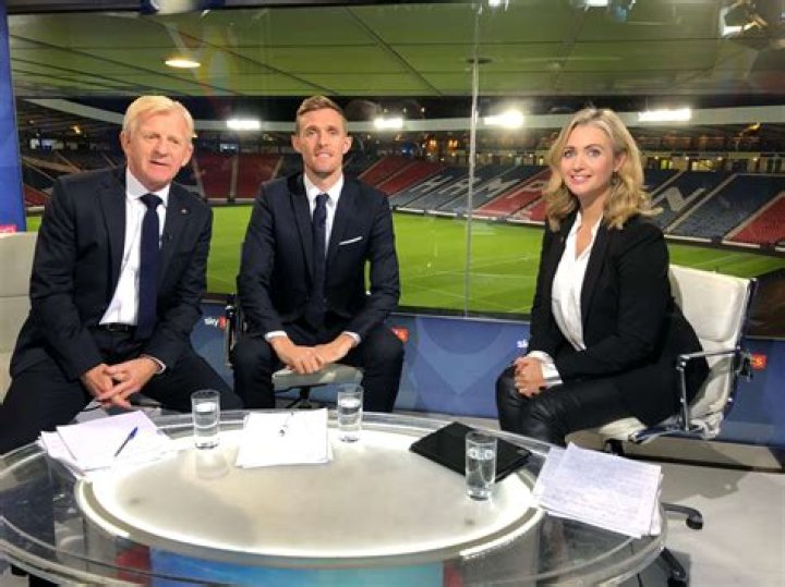 Sky sports presenter Hayley McQueen Salary and Net worth; Did she Marry?