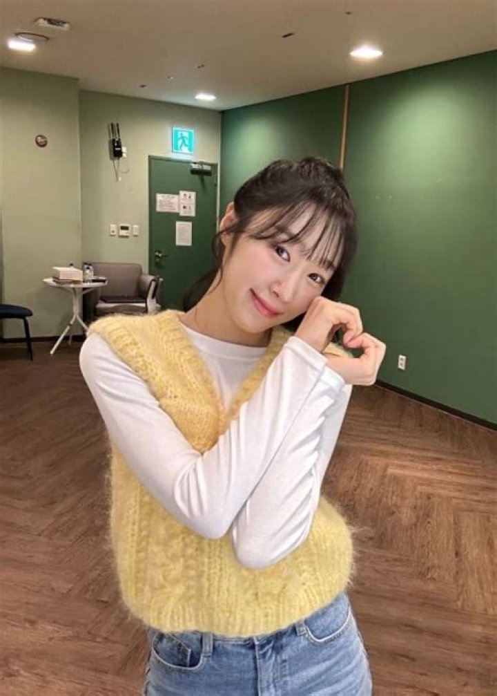 Soobin (WJSN) Height, Weight, Age, Family, Biography