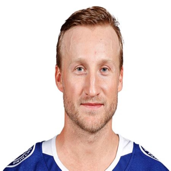 Steven Stamkos Biography- Salary, Earnings, Net worth Married, Relationship, Affair, Age, Height, Family, Career, Dating, Wife, Children