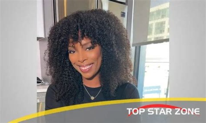 Tasha Smith - Bio, Age, Wiki, Facts and Family