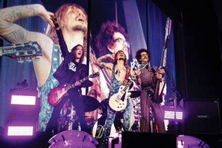 The Darkness’ Frankie Poullain Shares How New Album Is ‘Gutsy, Instinctive & Hopefully Amusing’