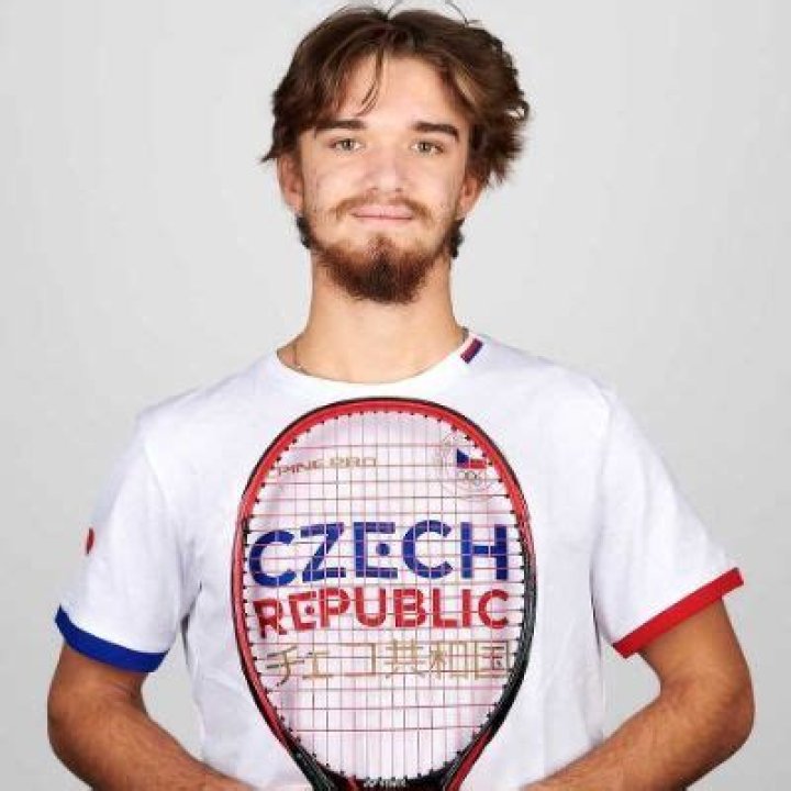 The rising tennis star from Italy, Net worth and boyfriend