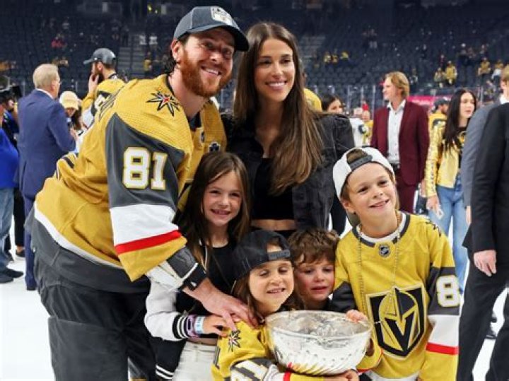 the Vegas Golden Knights Left Wing Jonathan Marchessault Bio, Salary, Net worth, Contract, NHL, Girlfriend, Wife, Children