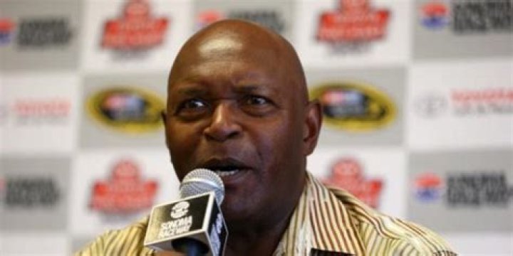 Vida Blue Net Worth | Celebrity Net Worth