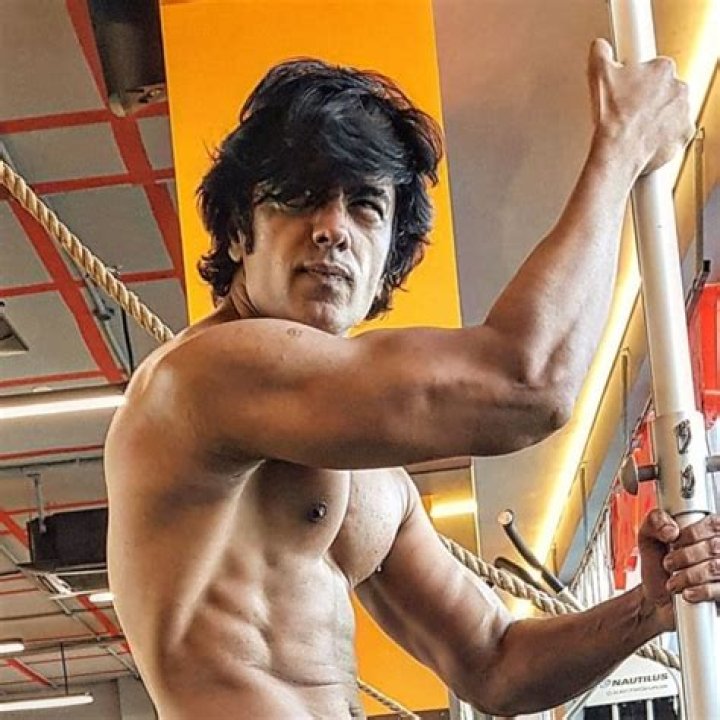 Vinit Kakar Height, Weight, Age, Body Statistics