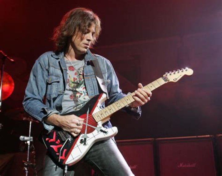 Warren DeMartini Net Worth | Celebrity Net Worth