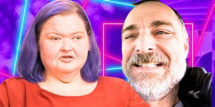 Who is Amy Hunter Dating Now?