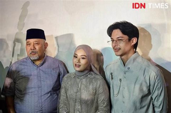 Who is Dinda Hauw Dating Now?