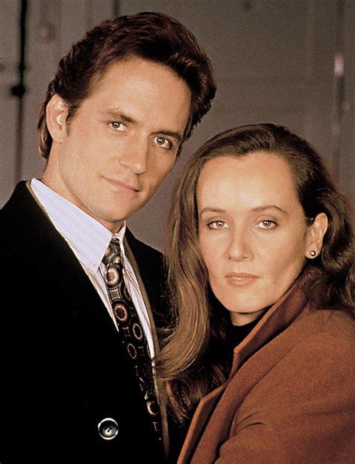 Who is Guy Ecker Dating Now
