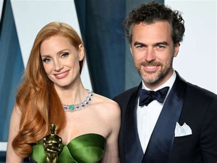 Who is Kate Chastain Dating Now