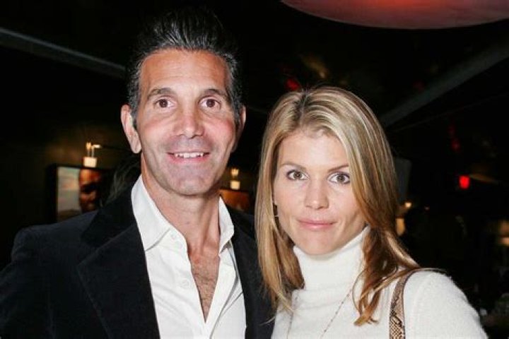 Who is Lauri Peterson Dating Now?