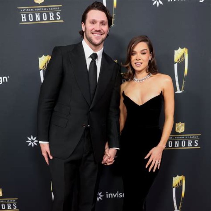 Who is Malik Allen Dating Now?