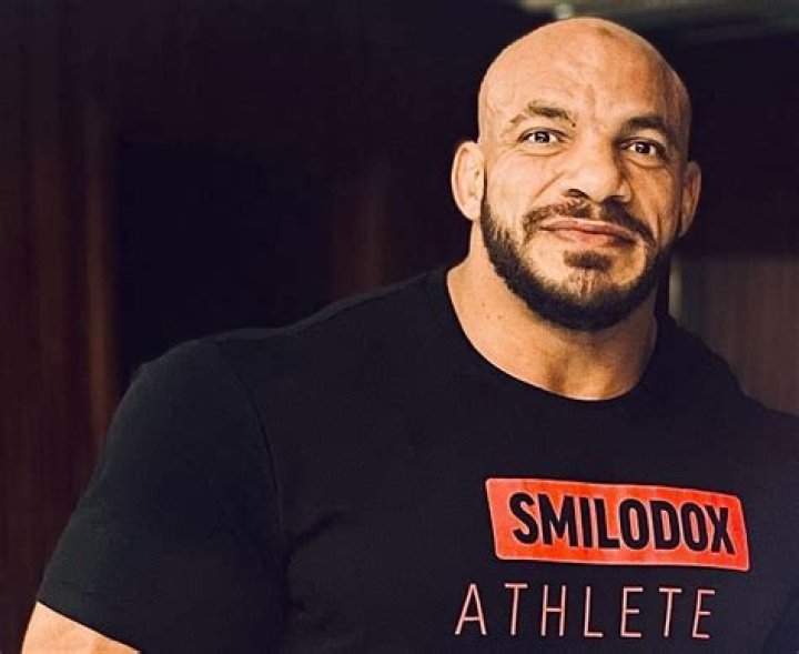 Who is Mamdouh Elssbiay Dating Now?