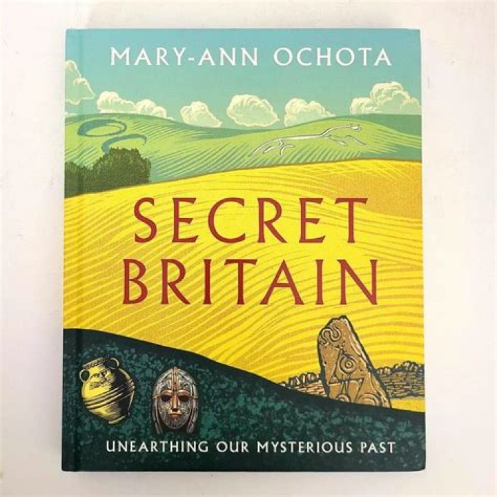 Who is Mary Ann Ochota Dating Now