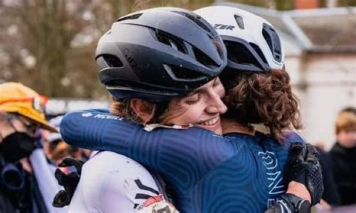 Why This Young Cyclist's Feel-good Gesture Is Going Viral