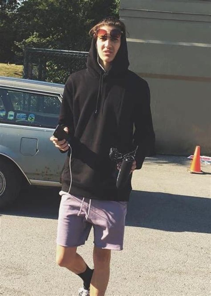 Xander Norman Height, Weight, Age, Body Statistics