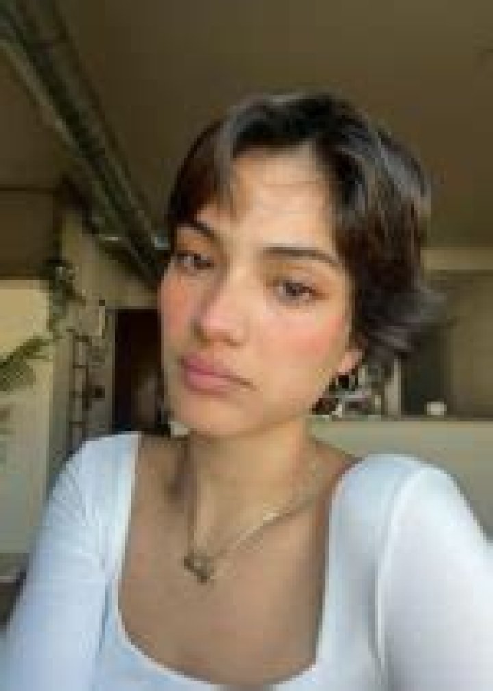 Yesly Dimate Height, Weight, Age, Facts, Family