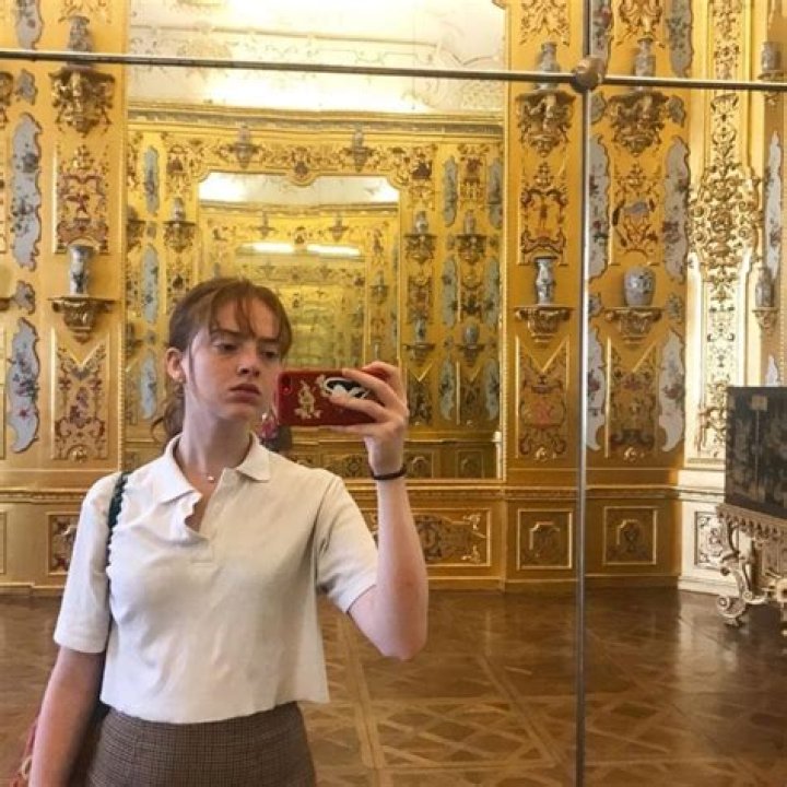 Zoé De Grand Maison Height, Weight, Age, Boyfriend, Family, Biography